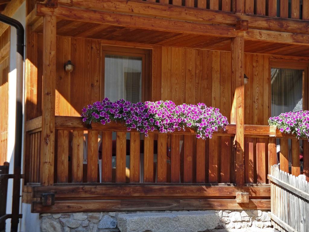 Hotel Il Maniero Осана Екстериор снимка