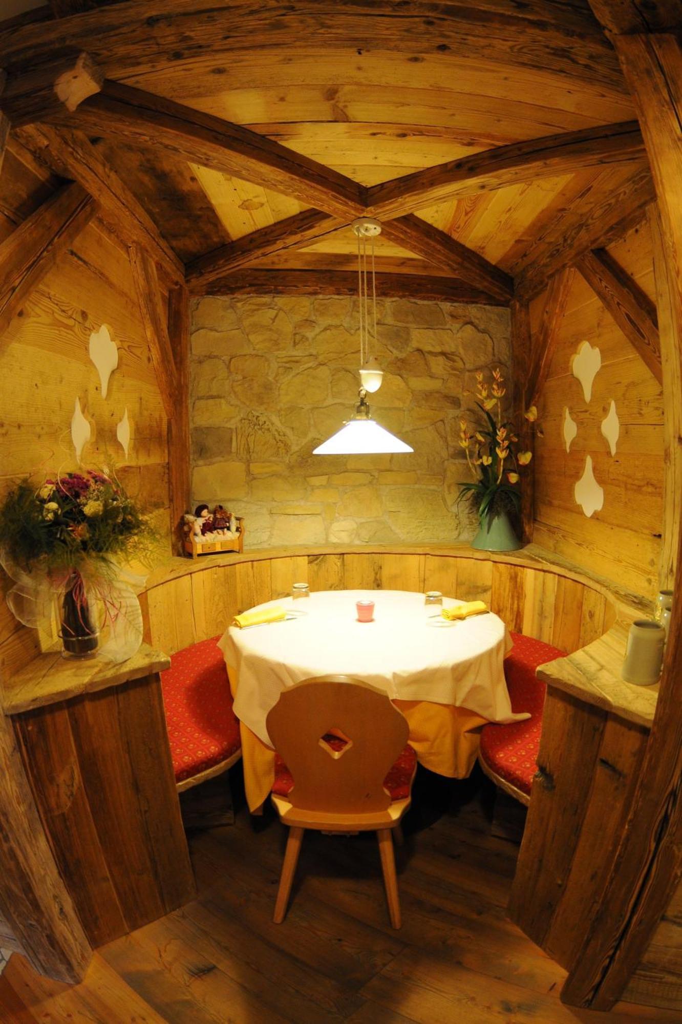 Hotel Il Maniero Осана Екстериор снимка