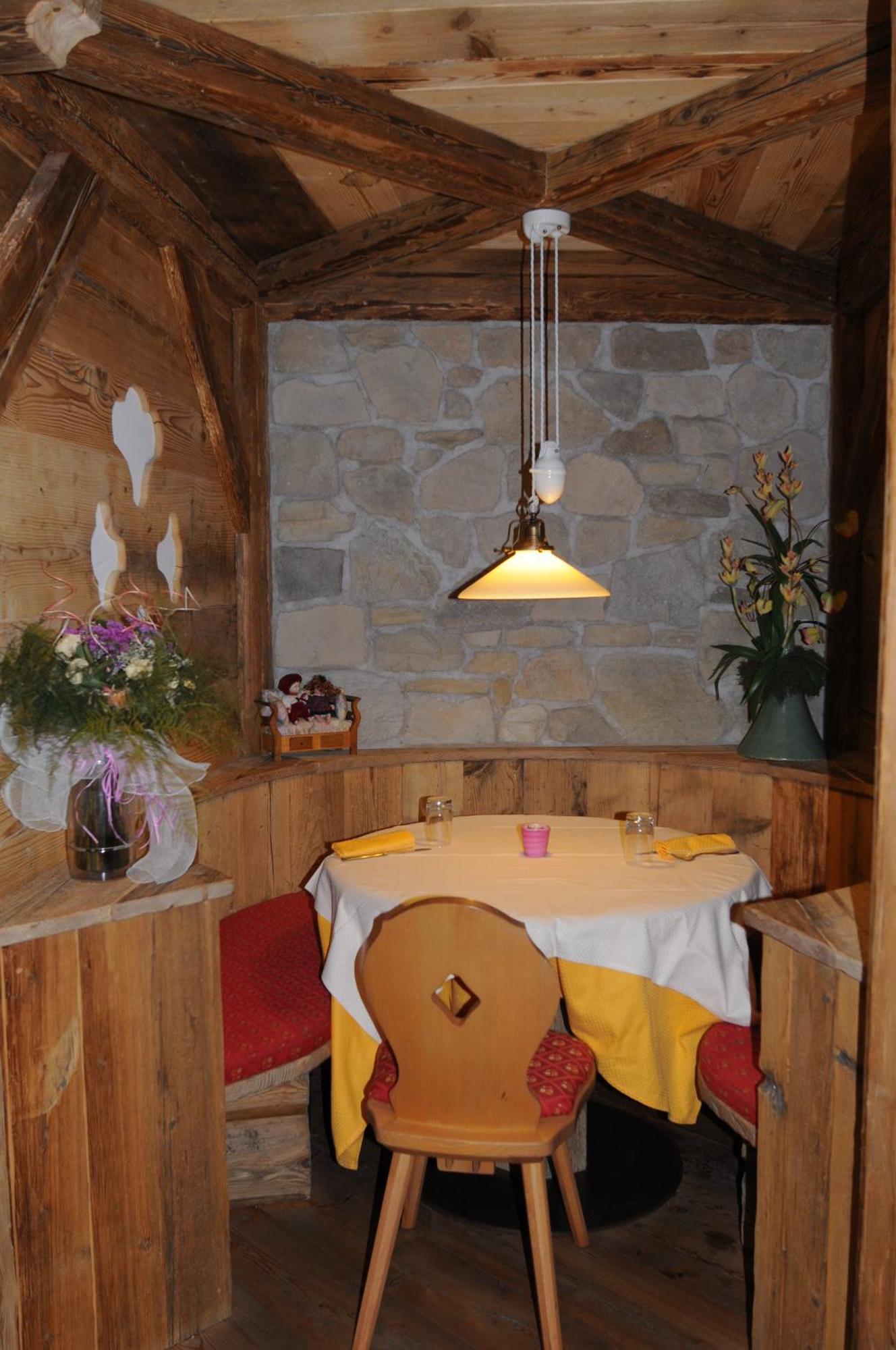 Hotel Il Maniero Осана Екстериор снимка