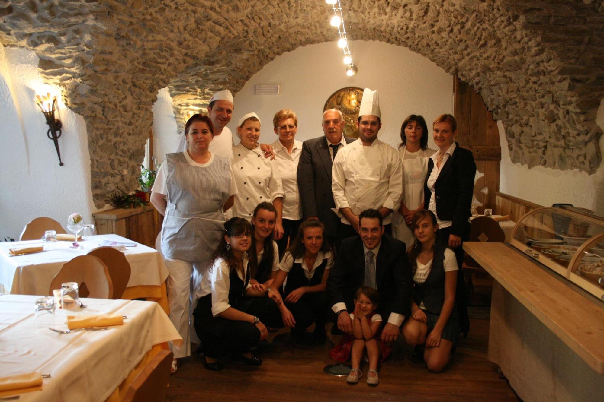 Hotel Il Maniero Осана Екстериор снимка