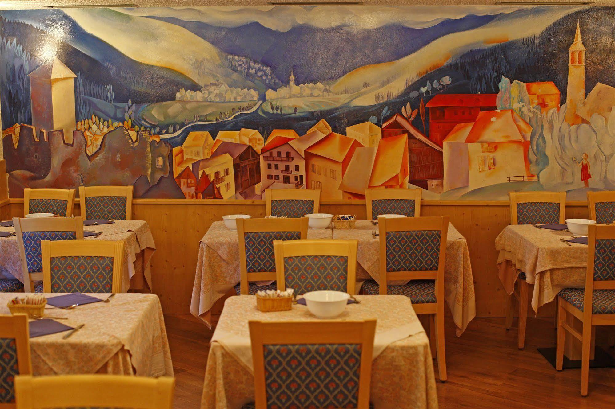 Hotel Il Maniero Осана Екстериор снимка